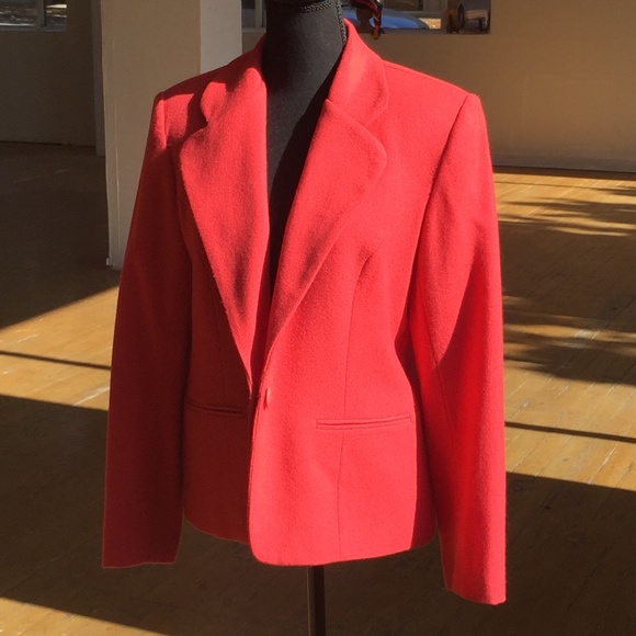 Rose Pink Wool Blazer - Picture 5 of 6